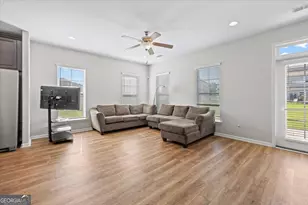 8 Chimney Ct, Savannah, GA 31407 - Photo 12