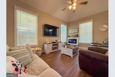 200 Campbell Street, Cleveland, GA 30528 - Photo 6