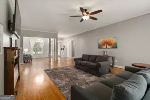 303 Vantage Dr, Jefferson, GA 30549 - Photo 8