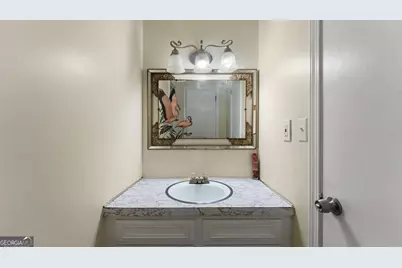 301 Briarwood Drive, Calhoun, GA 30701 - Photo 12