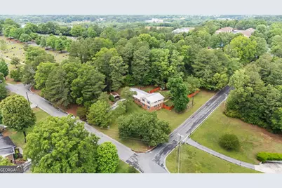 301 Briarwood Drive, Calhoun, GA 30701 - Photo 26