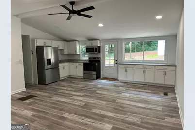 111 Dogwood Circle, Jackson, GA 30233 - Photo 4