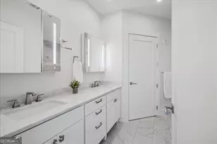 2828 Peachtree Rd NW, Atlanta, GA 30305 - Photo 30