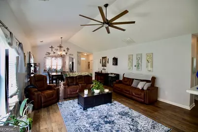 38 Tapestry Lane, Newnan, GA 30265 - Photo 6