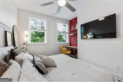 6579 Beacon Drive #327, Atlanta, GA 30328 - Photo 10