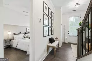 6579 Beacon Dr, Atlanta, GA 30328 - Photo 8