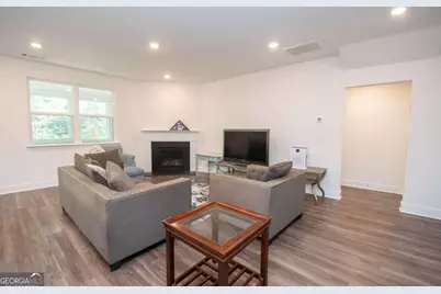 54 Airmont Drive, Sharpsburg, GA 30277 - Photo 6