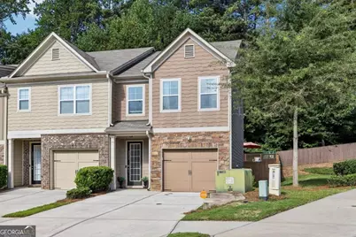 2213 Triple Crown Lane, Lithonia, GA 30058 - Photo 2