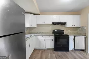 10555 Thrasher Rd, Jonesboro, GA 30238 - Photo 12