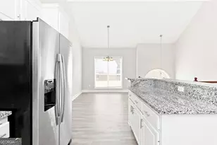 4876 Hunt Club Dr, Flowery Branch, GA 30542 - Photo 8