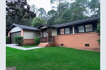 121 E Richardson Street, Oxford, GA 30054 - Photo 1