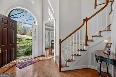 227 Ashford Circle, Lagrange, GA 30240 - Photo 6