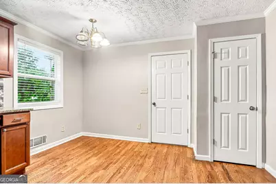 2324 Sussex Court, Snellville, GA 30078 - Photo 16