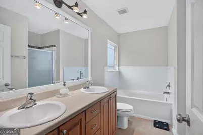 137 Spring Lakes Drive, Savannah, GA 31407 - Photo 14