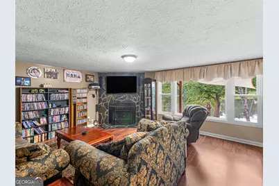 106 Central Lake Circle, Griffin, GA 30223 - Photo 6