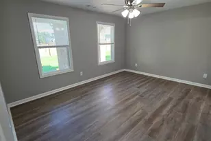 111 Charlotte Cir, Statham, GA 30666 - Photo 10