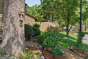 4173 D'Youville Trce, Brookhaven, GA 30341 - Photo 4
