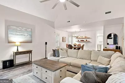 414 Roswell Green Lane, Roswell, GA 30075 - Photo 6