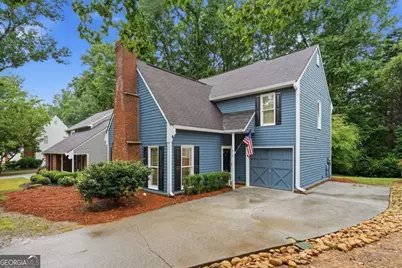 414 Roswell Green Lane, Roswell, GA 30075 - Photo 2
