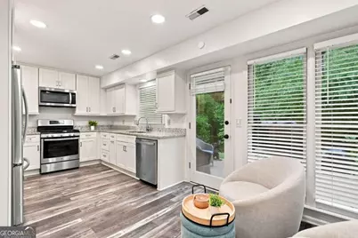 414 Roswell Green Lane, Roswell, GA 30075 - Photo 10