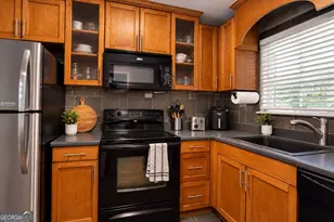 1055 Baxter St, Athens, GA 30606 - Photo 4