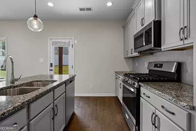 139 Ashton Place, Newnan, GA 30265 - Photo 16