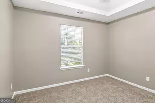 6258 Lakeview Ct, Rex, GA 30273 - Photo 8