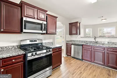 7650 Bowhead Court, Fairburn, GA 30213 - Photo 4