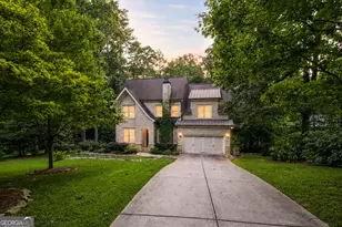 1026 McConnell Dr, Decatur, GA 30033 - Photo 1