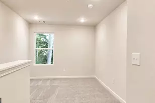 5440 Biltmore Dr, Atlanta, GA 30349 - Photo 10