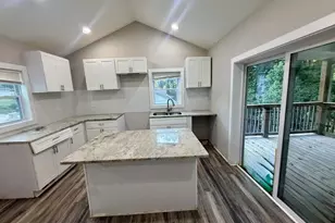 2025 Venetian Dr SW, Atlanta, GA 30311 - Photo 10