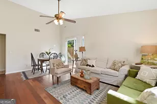 2 E White Hawthorne Dr, Savannah, GA 31419 - Photo 4