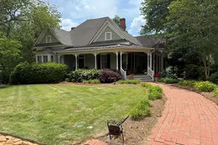 358 Pine St, Madison, GA 30650 - Photo 4