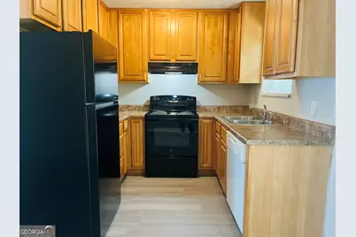 605 Wilburn Avenue #L, Lagrange, GA 30240 - Photo 8