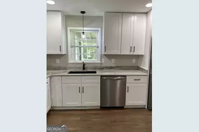 720 Jewel Place, Lilburn, GA 30047 - Photo 14