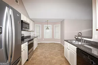 4747 Bob White Run, Lithonia, GA 30038 - Photo 6
