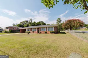 200 Heather St, Warner Robins, GA 31093 - Photo 30