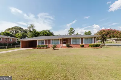 200 Heather Street, Warner Robins, GA 31093 - Photo 2