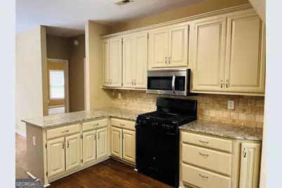70 Indian Bluff Drive, Sharpsburg, GA 30277 - Photo 16