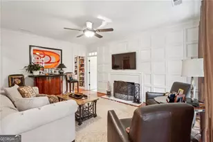 125 Claridge Dr, Sandy Springs, GA 30342 - Photo 10
