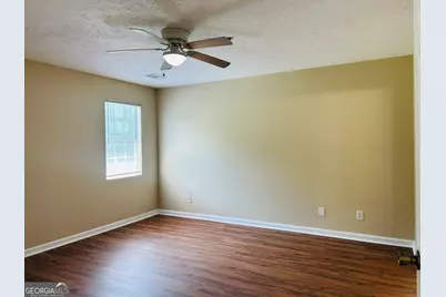 210 Shamrock Way, Newnan, GA 30263 - Photo 16