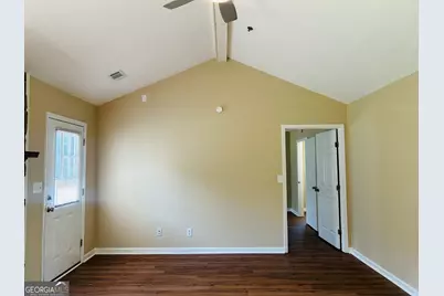 210 Shamrock Way, Newnan, GA 30263 - Photo 6