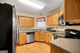 108 Sunnymeade Dr, Warner Robins, GA 31093 - Photo 12