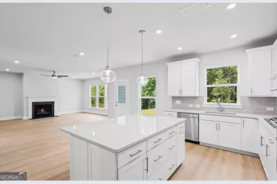 4711 Wilderness Trail, Flowery Branch, GA 30542 - Photo 14