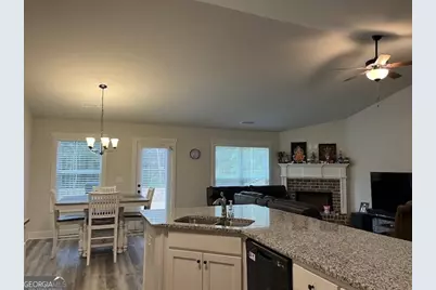 378 Riley Circle NW, Milledgeville, GA 31061 - Photo 8