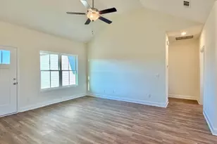 114 Landmark Cir, Statesboro, GA 30458 - Photo 6