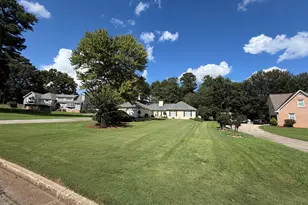 1996 Amber Leaf Ct, Jonesboro, GA 30236 - Photo 2