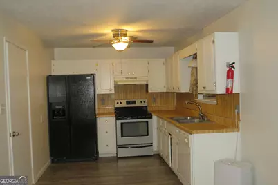 4720 Raleigh Court SE, Conyers, GA 30094 - Photo 10