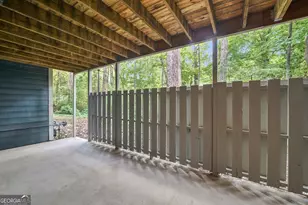 1340 N Crossing Dr NE, Atlanta, GA 30329 - Photo 36