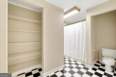 1340 N Crossing Drive NE, Atlanta, GA 30329 - Photo 32
